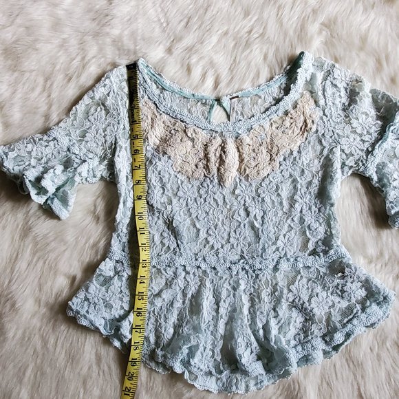 Free People Blue and Cream Lace Peplum Top Size XS - Picture 16 of 16